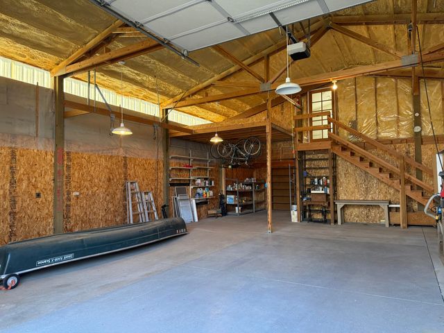 8710 NW Parkey Drive, Terrebonne, OR 97760