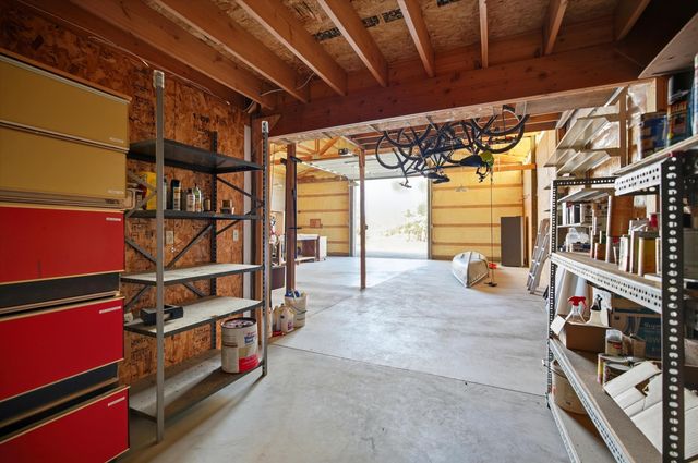 8710 NW Parkey Drive, Terrebonne, OR 97760