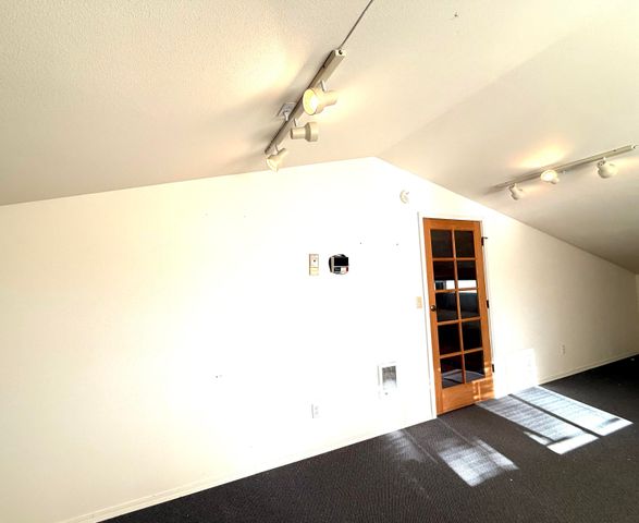 8710 NW Parkey Drive, Terrebonne, OR 97760