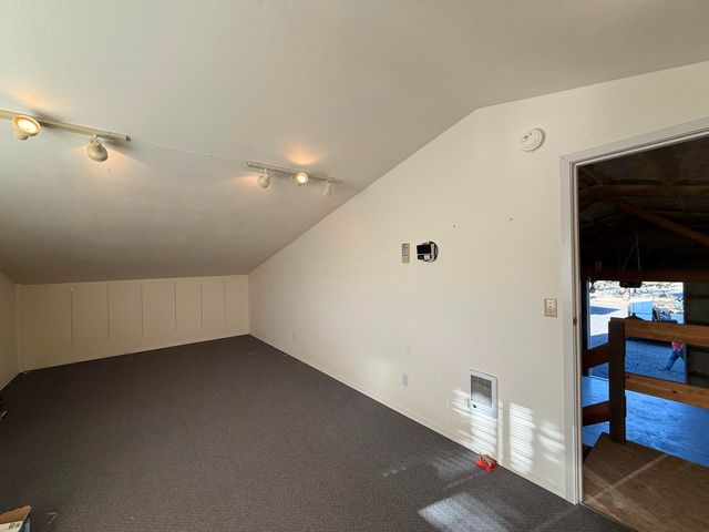 8710 NW Parkey Drive, Terrebonne, OR 97760