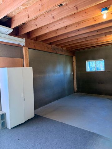 8710 NW Parkey Drive, Terrebonne, OR 97760