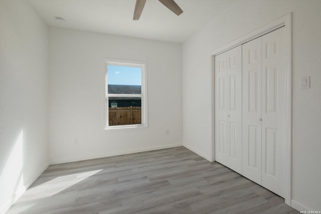 1422 Paso Hondo St, San Antonio, TX 78202