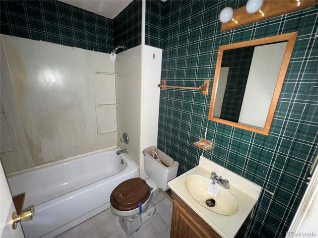4374 W Pondview Drive, Littleton, CO 80123