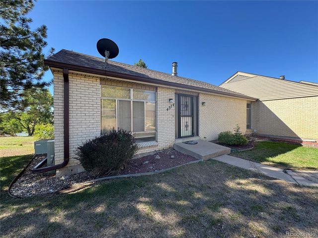 4374 W Pondview Drive, Littleton, CO 80123