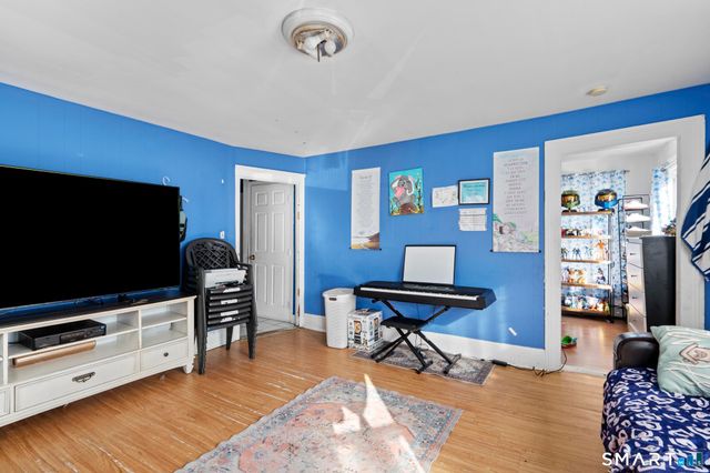 202 James Street, Bridgeport, CT 06604