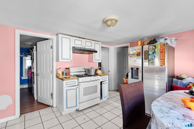 202 James Street, Bridgeport, CT 06604