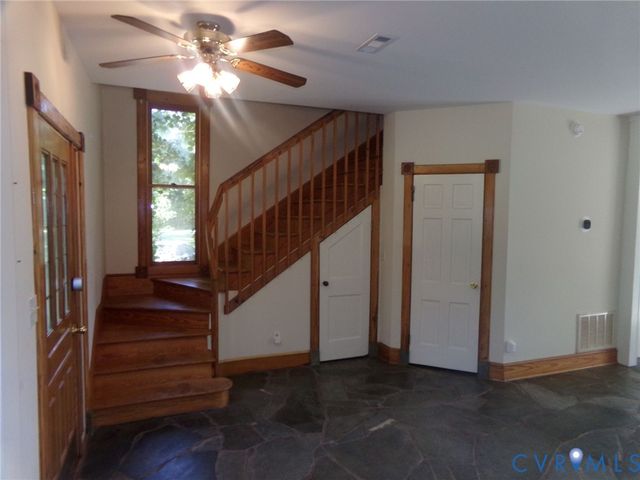 15416 Sunnybrook Rd, South Prince George, VA 23805
