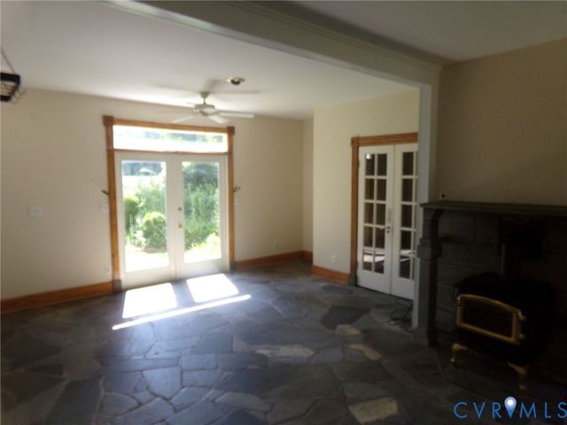 15416 Sunnybrook Rd, South Prince George, VA 23805