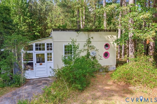 15416 Sunnybrook Rd, South Prince George, VA 23805