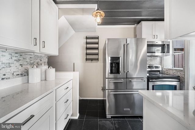 10 E LINDEN ST, Alexandria, VA 22301