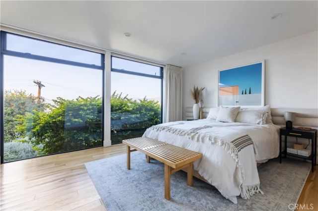 1821 Edgecliffe Drive, Los Angeles, CA 90026