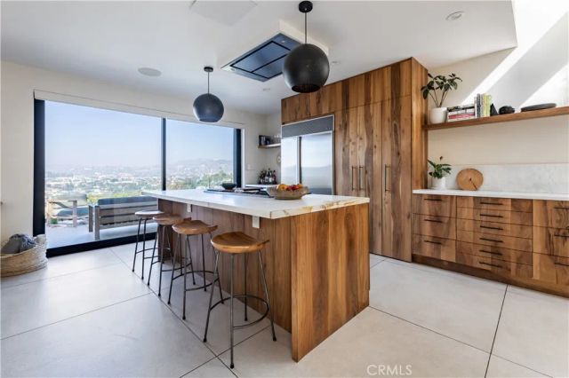 1821 Edgecliffe Drive, Los Angeles, CA 90026