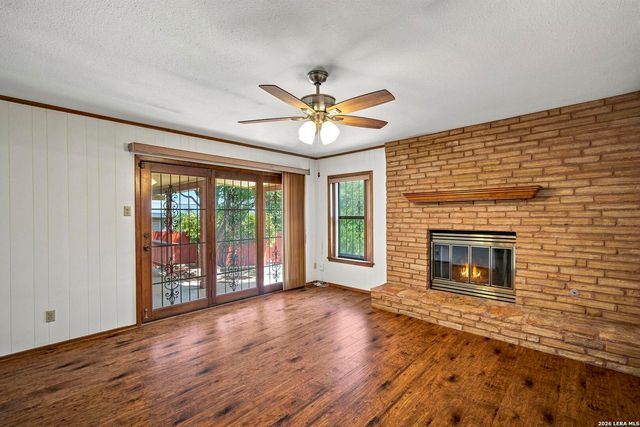 110 CLUBHILL DR, San Antonio, TX 78228