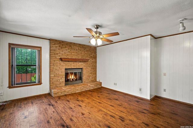 110 CLUBHILL DR, San Antonio, TX 78228