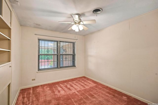 110 CLUBHILL DR, San Antonio, TX 78228