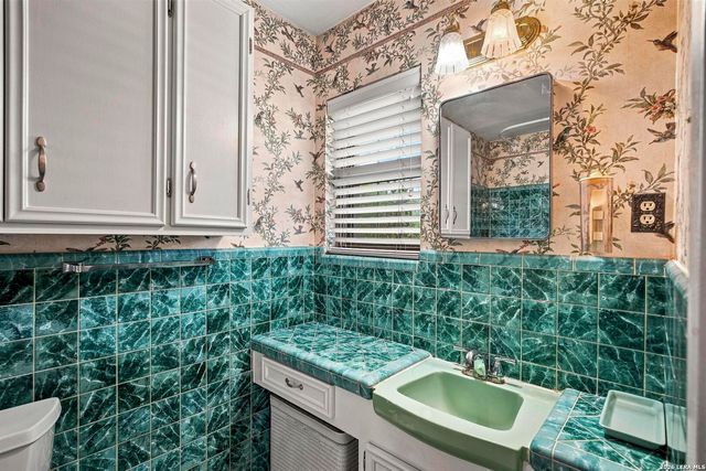 110 CLUBHILL DR, San Antonio, TX 78228