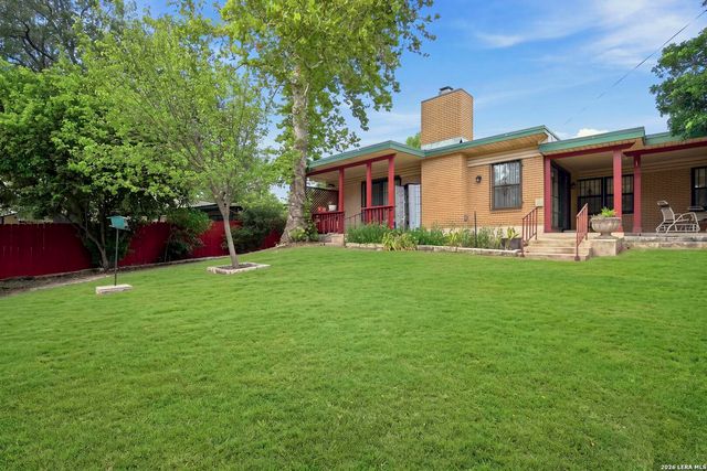 110 CLUBHILL DR, San Antonio, TX 78228
