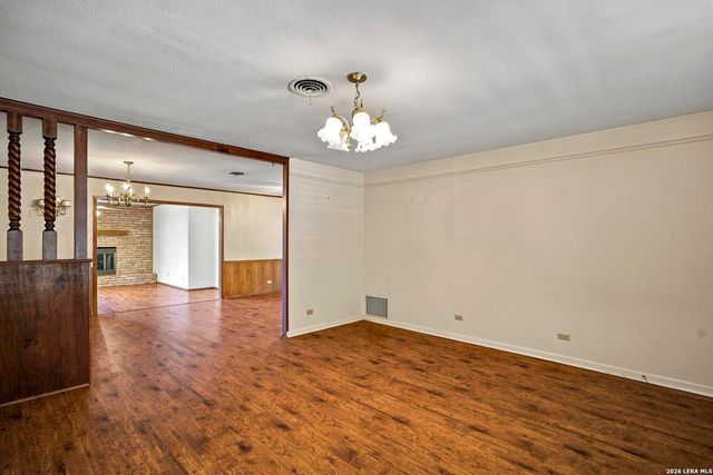 110 CLUBHILL DR, San Antonio, TX 78228