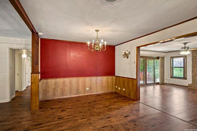 110 CLUBHILL DR, San Antonio, TX 78228