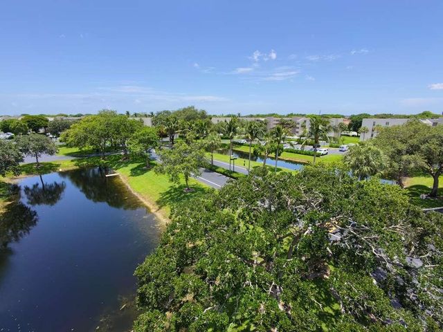 5900 Camino Del Sol 306, Boca Raton, FL 33433