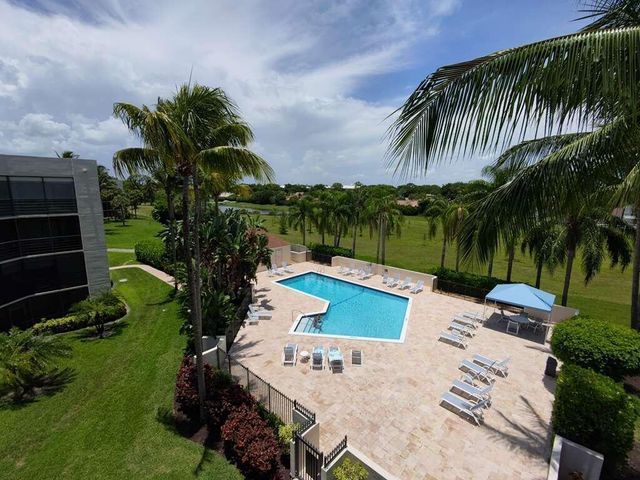 5900 Camino Del Sol 306, Boca Raton, FL 33433