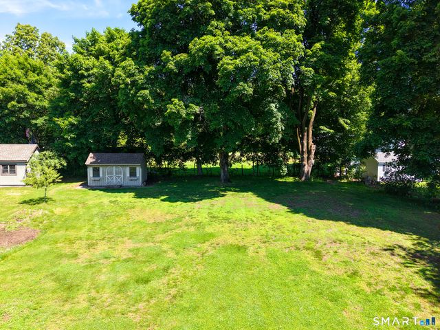 40 Orchard Street, Avon, CT 06001