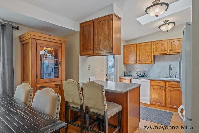 5423 LIBERTY ST, Cheyenne, WY 82001
