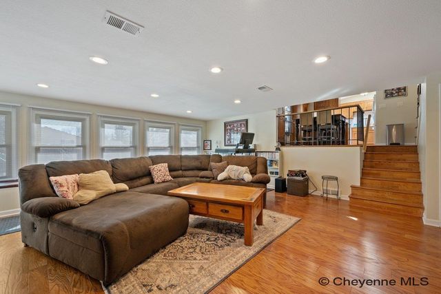 5423 LIBERTY ST, Cheyenne, WY 82001