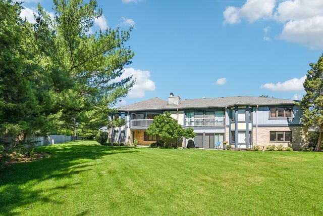 2545 Harbor Drive, Joliet, IL 60431