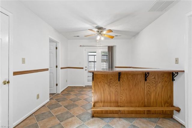 106 Holloway DR, Hampton, VA 23666