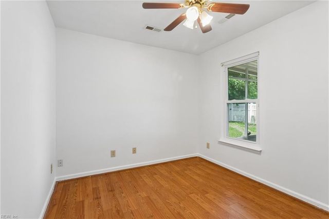 106 Holloway DR, Hampton, VA 23666