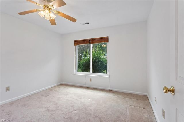 106 Holloway DR, Hampton, VA 23666