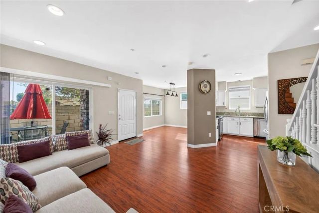 4842 Sapphire, Cypress, CA 90630