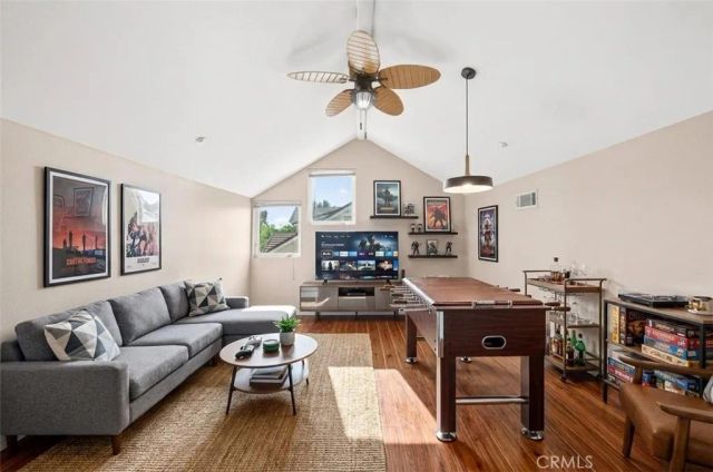 4842 Sapphire, Cypress, CA 90630