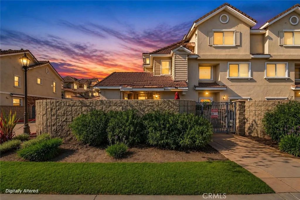 4842 Sapphire, Cypress, CA 90630