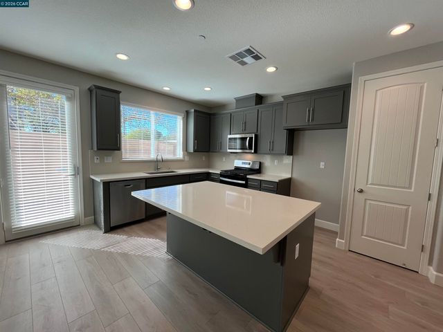 4820 Dolce Court, Fairfield, CA 94534