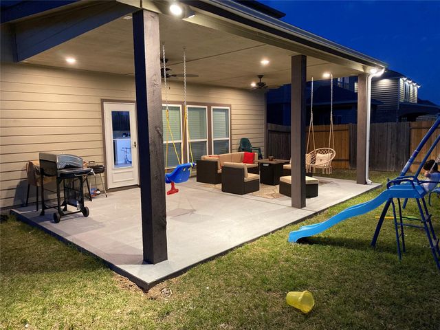 18607 Windy Stone Drive, Houston, TX 77084