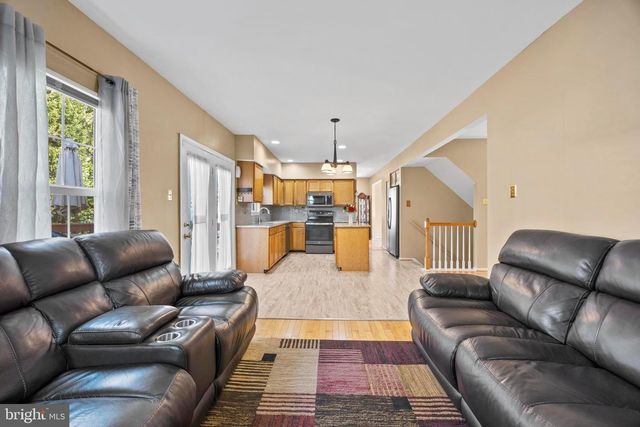 9046 TARPLEYS CIR, Baltimore, MD 21237