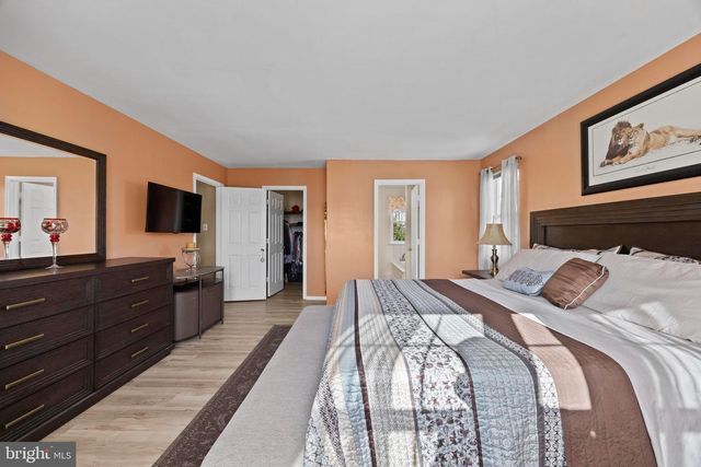 9046 TARPLEYS CIR, Baltimore, MD 21237