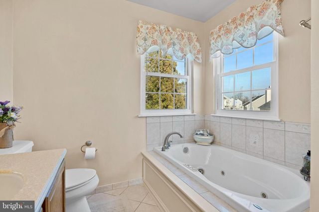 9046 TARPLEYS CIR, Baltimore, MD 21237