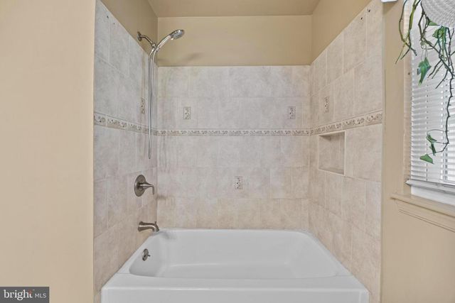 9046 TARPLEYS CIR, Baltimore, MD 21237