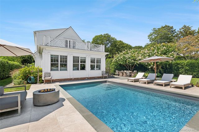 63 Halsey Street, Southampton, NY 11968