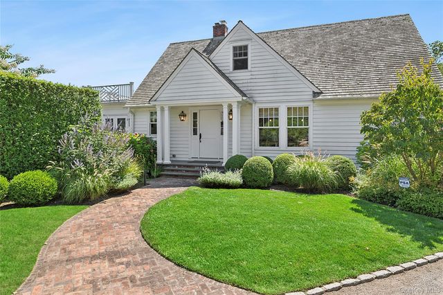 63 Halsey Street, Southampton, NY 11968