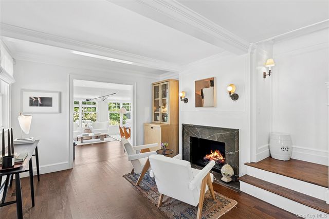 63 Halsey Street, Southampton, NY 11968