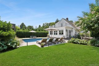 63 Halsey Street, Southampton, NY 11968