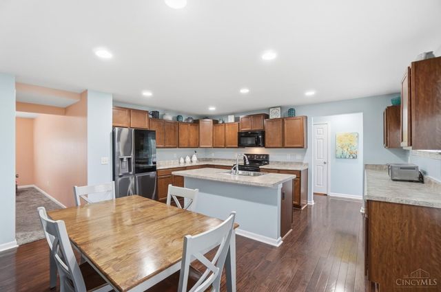 5230 Crested Owl Court, Hamilton Twp, OH 45152