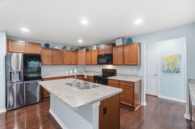 5230 Crested Owl Court, Hamilton Twp, OH 45152