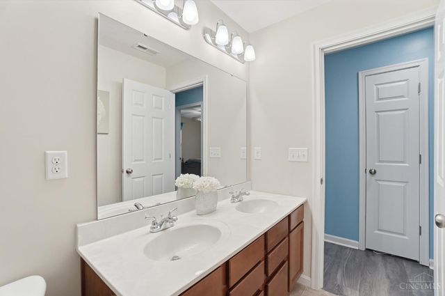 5230 Crested Owl Court, Hamilton Twp, OH 45152