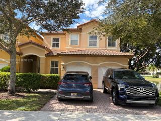 8666 NW 114th Ct 8666, Doral, FL 33178