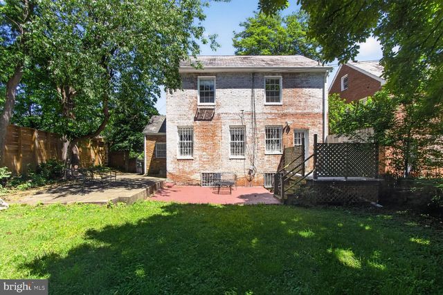 4712 PINEY BRANCH RD NW, Washington, DC 20011